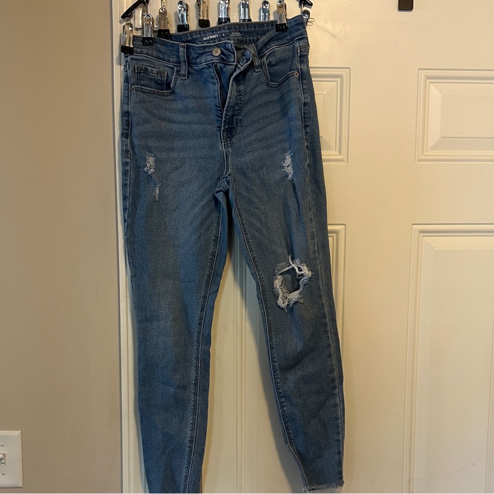 Old Navy Women's Skinny Jeans - Medium Blue Distressed